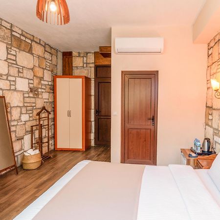 Kozbeyli Konagi Hotel Yenifoca Luaran gambar
