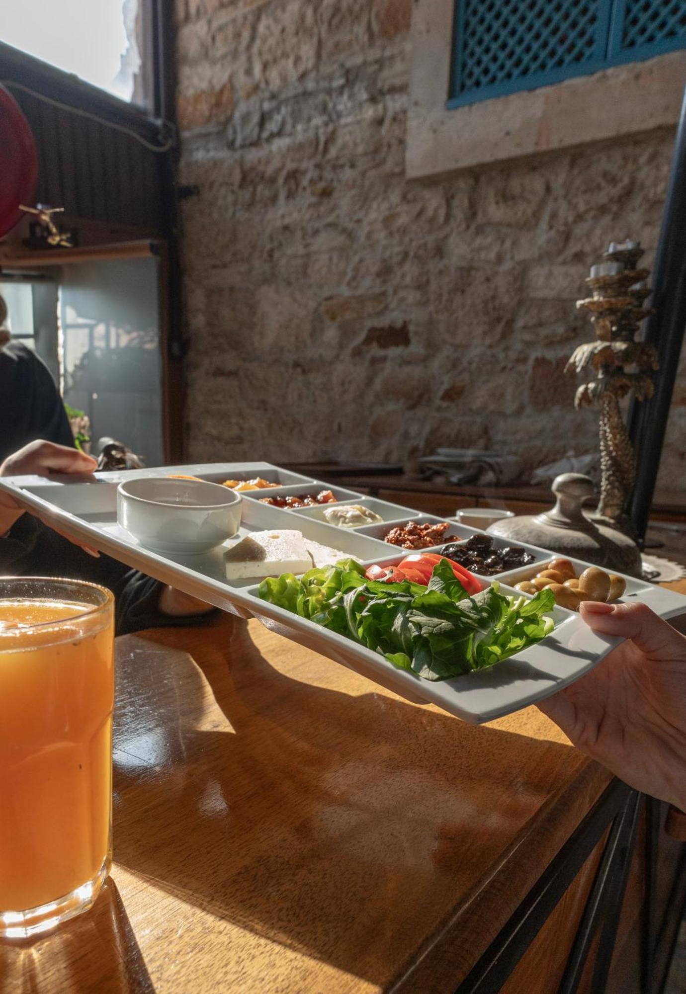 Kozbeyli Konagi Hotel Yenifoca Luaran gambar